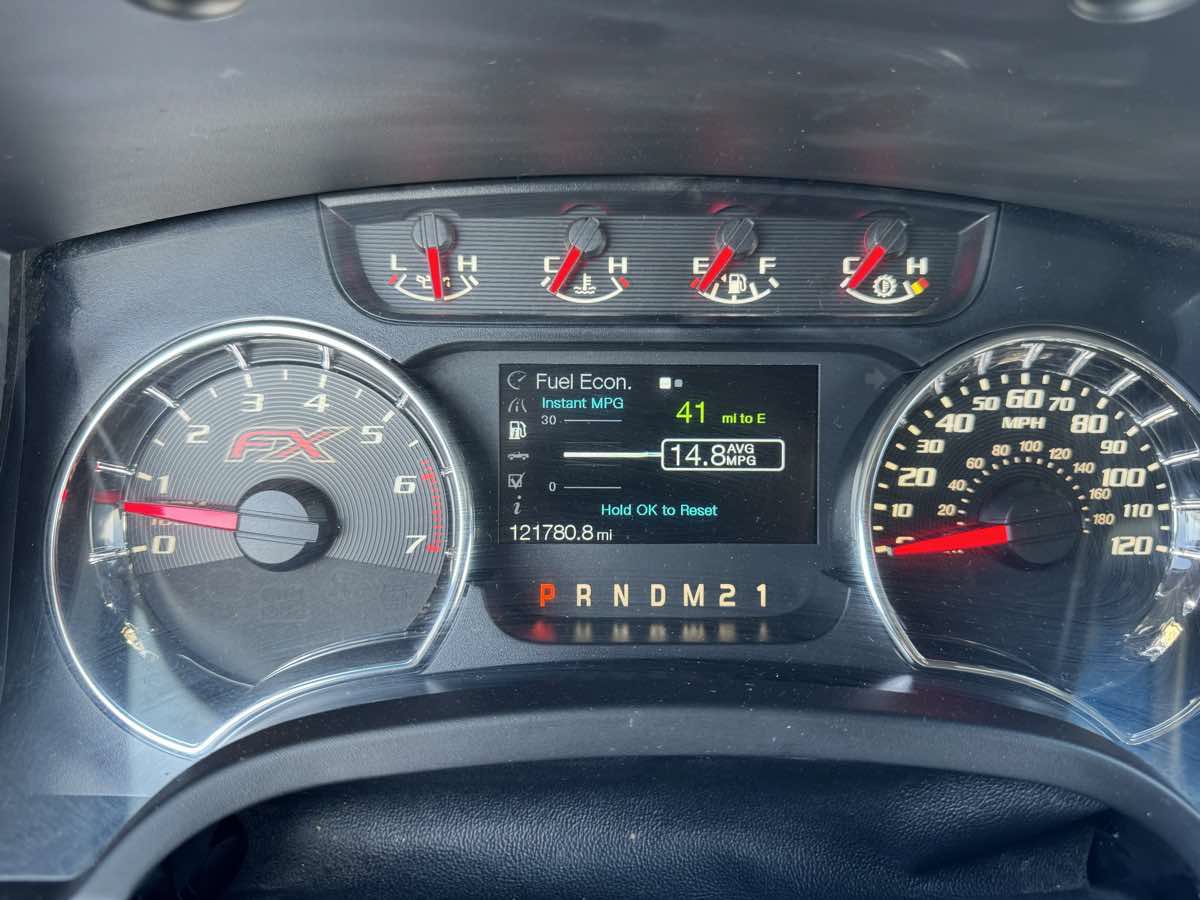 Used 2014 Ford F150 FX4 w/ Equipment Group 402A Luxury AWD/4WD image 26