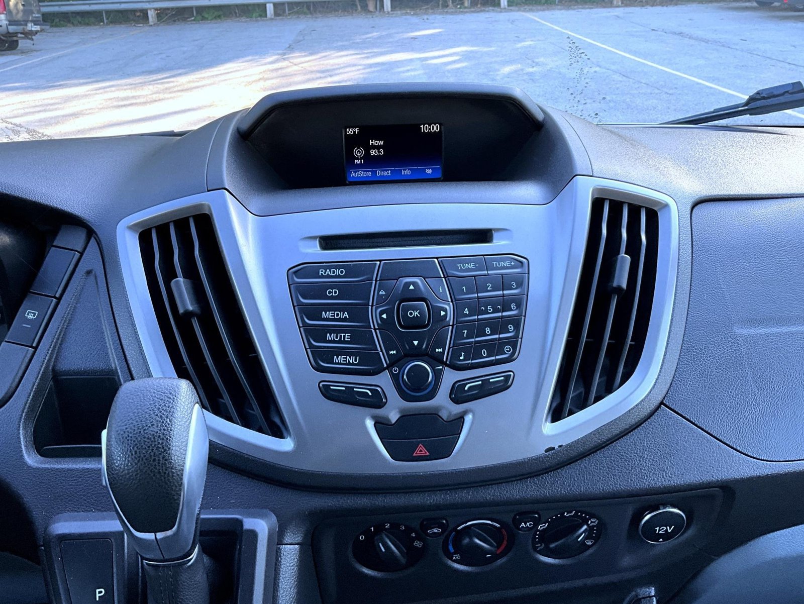 Used 2016 Ford Transit 350 XLT RWD image 13