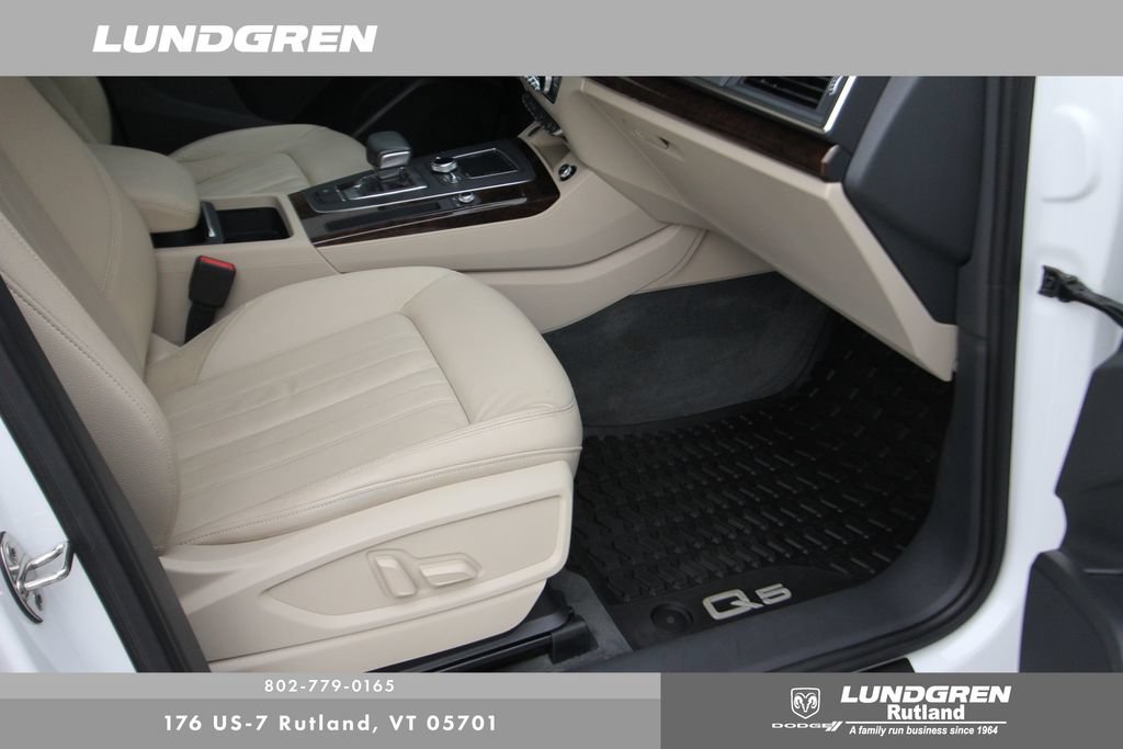 Used 2018 Audi Q5 Premium AWD/4WD image 29