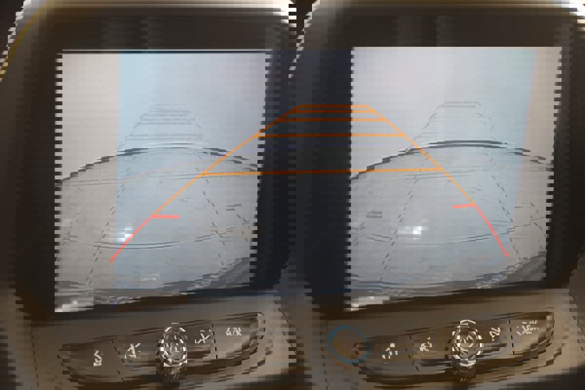 Used 2017 Chevrolet Camaro SS image 9