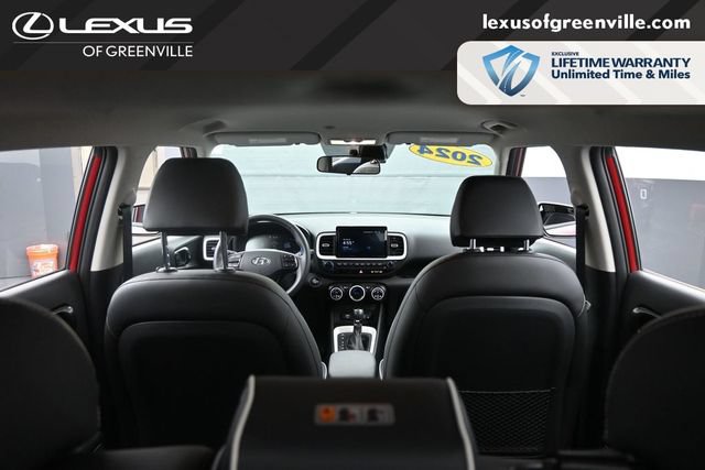 Used 2024 Hyundai Venue Limited FWD image 28