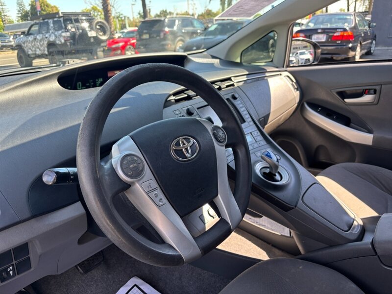 Used 2010 Toyota Prius Three FWD image 14