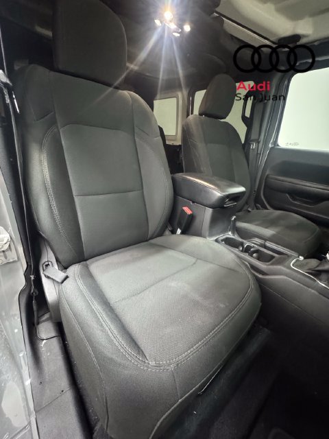 Used 2021 Jeep Wrangler Unlimited Sport AWD/4WD image 28