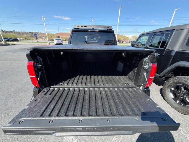 Certified 2024 Toyota Tacoma TRD Off-Road w/ TRD Off Road Upgrade Package image 29