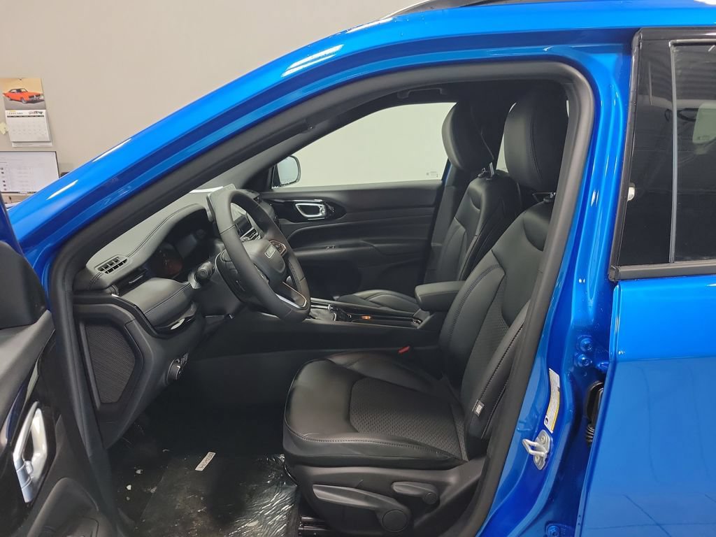 New 2026 Jeep Compass Latitude AWD/4WD image 9
