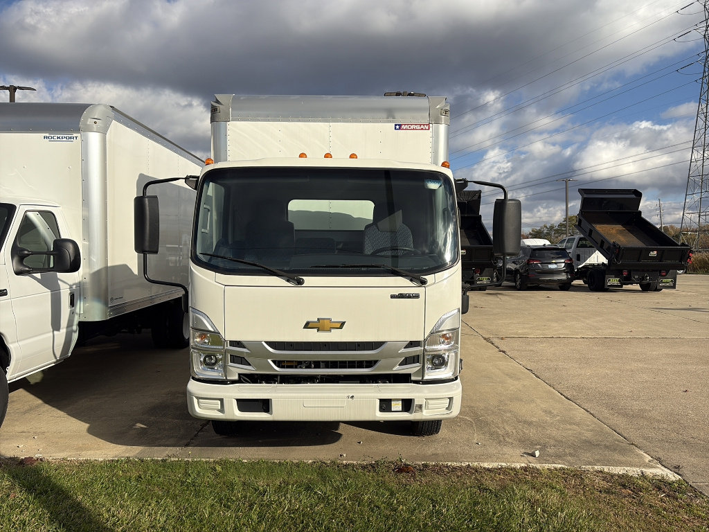 New 2025 Chevrolet Low Cab Forward 5500XG RWD image 7