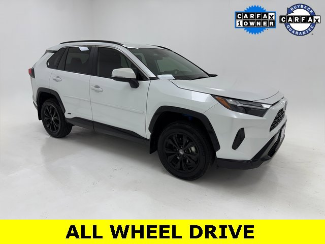 Used 2024 Toyota RAV4 SE