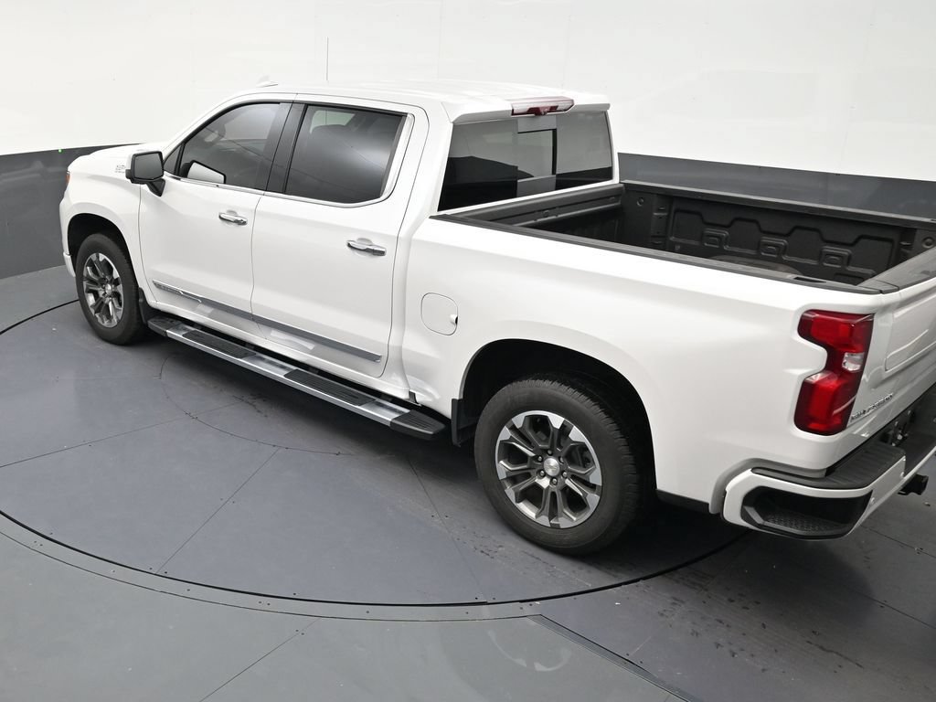 Used 2024 Chevrolet Silverado 1500 High Country w/ Technology Package RWD image 14