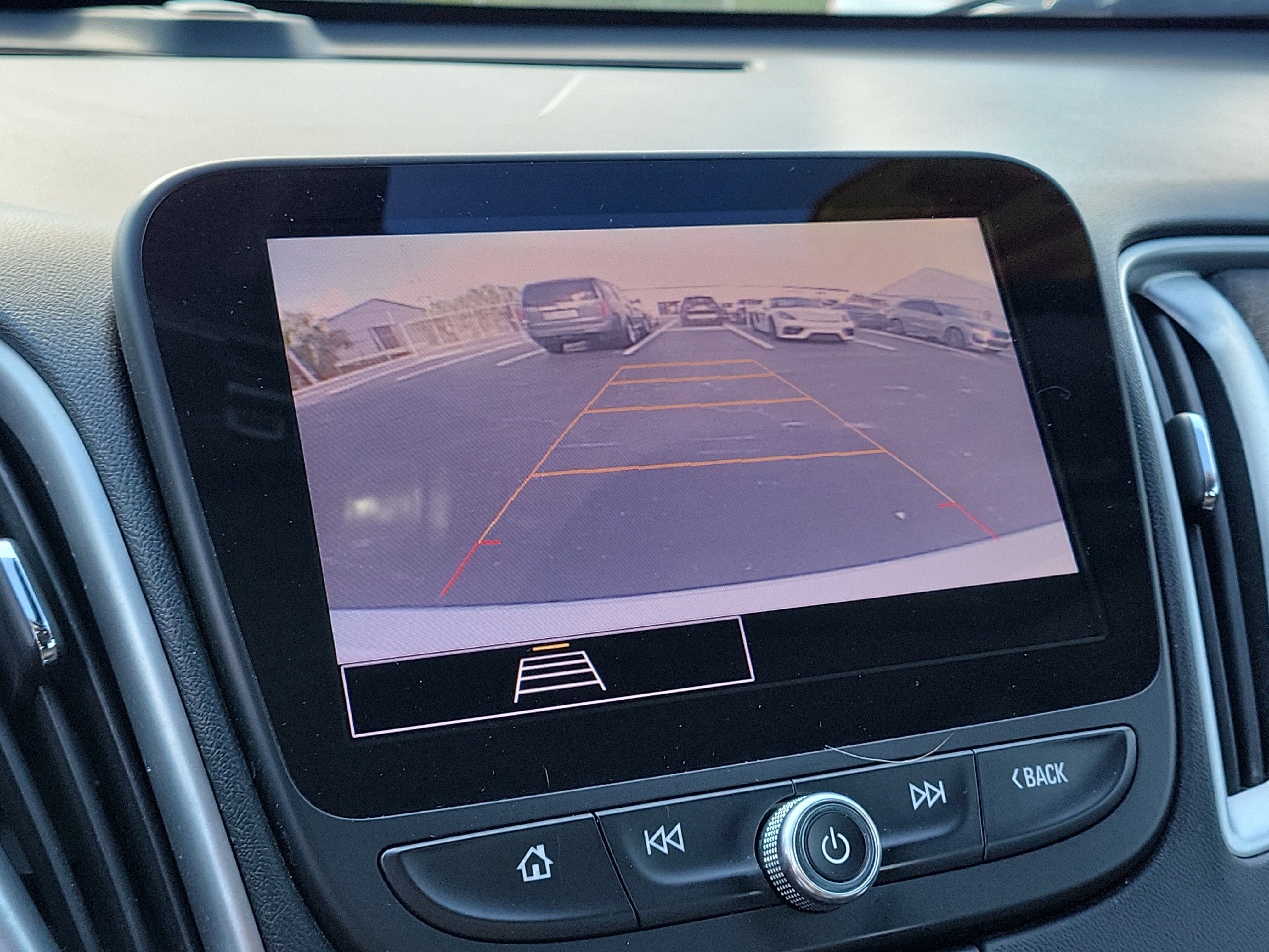Used 2022 Chevrolet Malibu RS FWD image 23