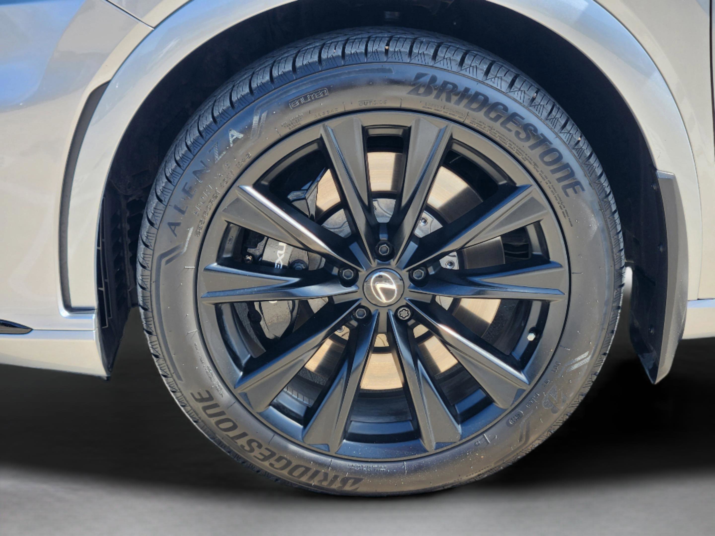 Certified 2024 Lexus RX 500h F Sport w/ Accessory Package (K3) image 39