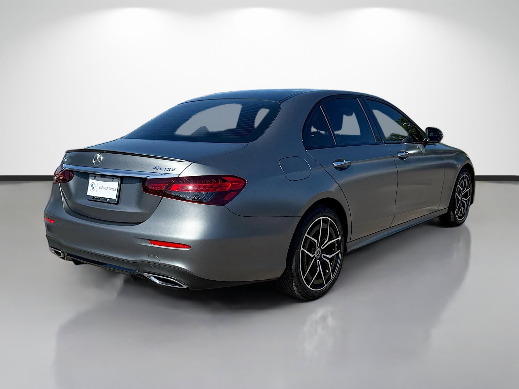 Used 2023 Mercedes-Benz E 450 4MATIC Sedan image 3