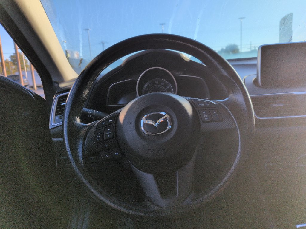 Used 2016 MAZDA MAZDA3 i Sport FWD image 12