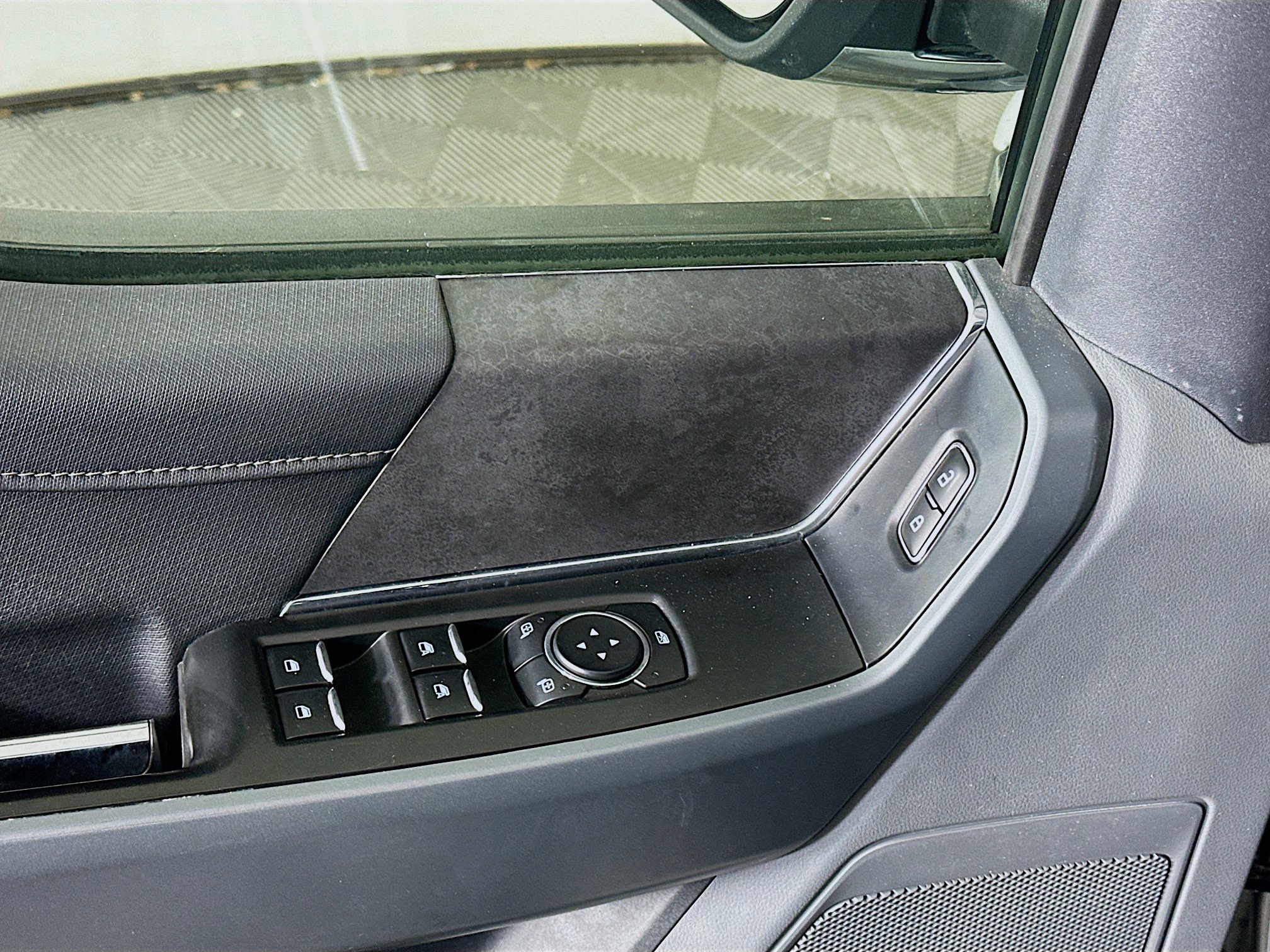 Used 2024 Ford F150 XLT w/ Equipment Group 302A MID image 15