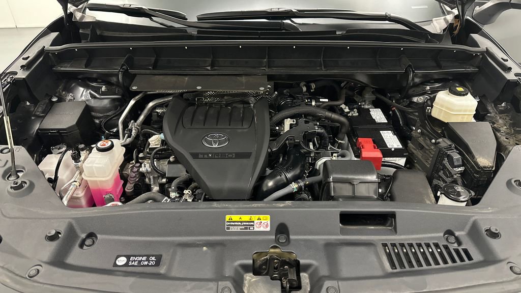 Used 2023 Toyota Highlander XSE image 11