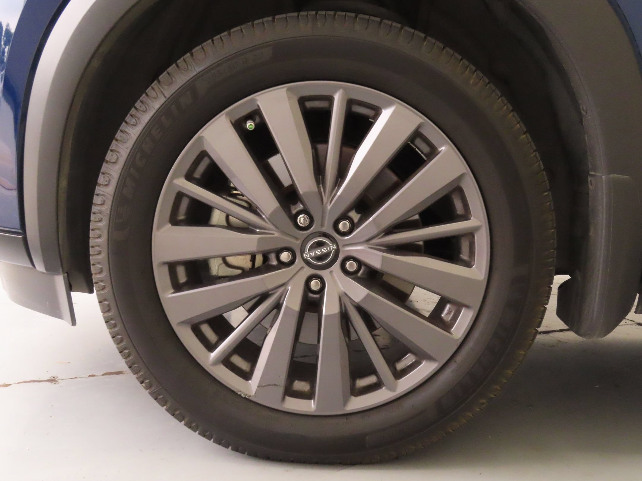 Used 2023 Nissan Pathfinder SL w/ SL Premium Package FWD image 29