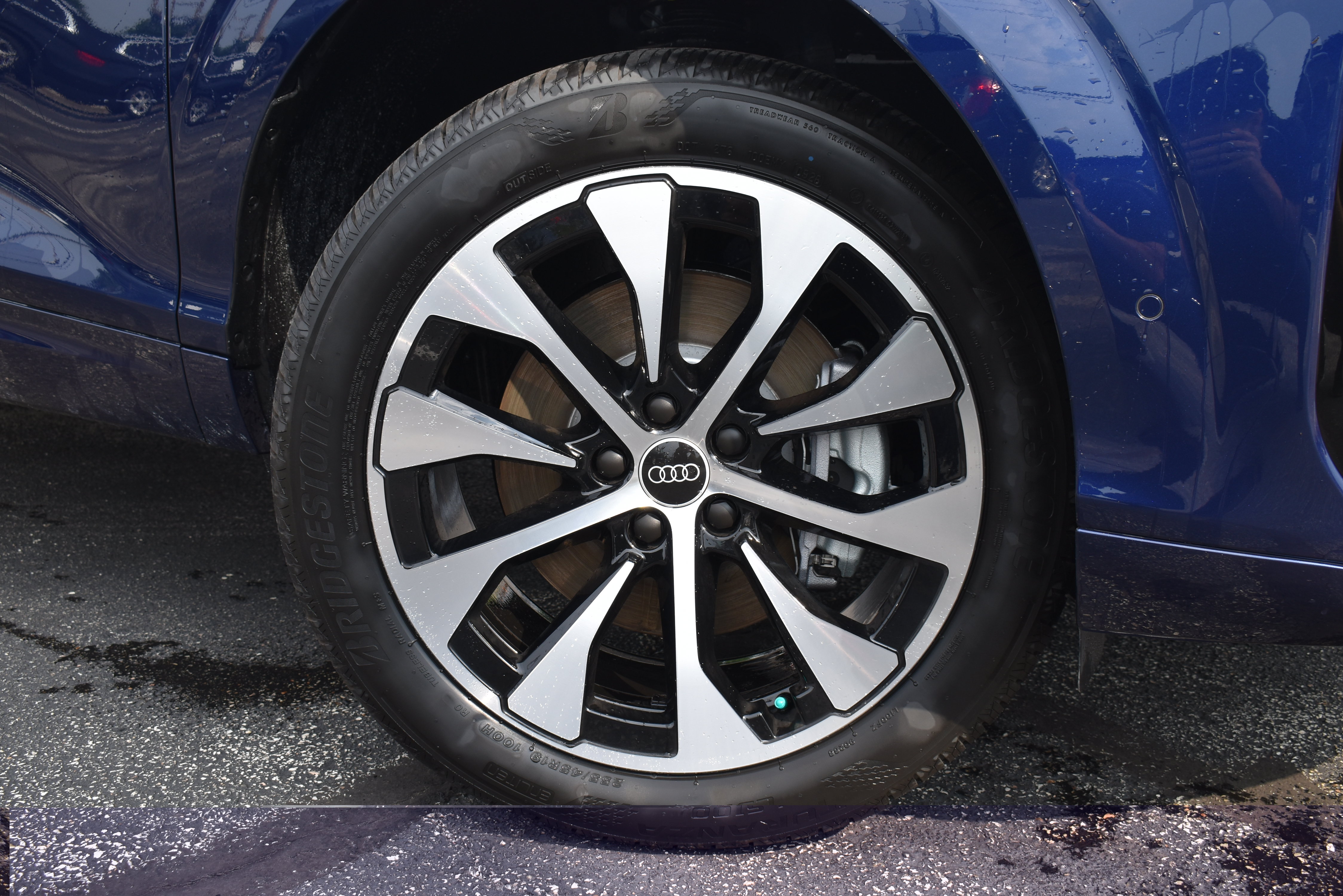 New 2026 Audi Q3 quattro 2.0T AWD/4WD image 2