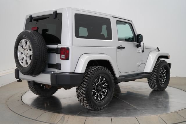 Used 2011 Jeep Wrangler Sahara w/ Dual Top Group image 7