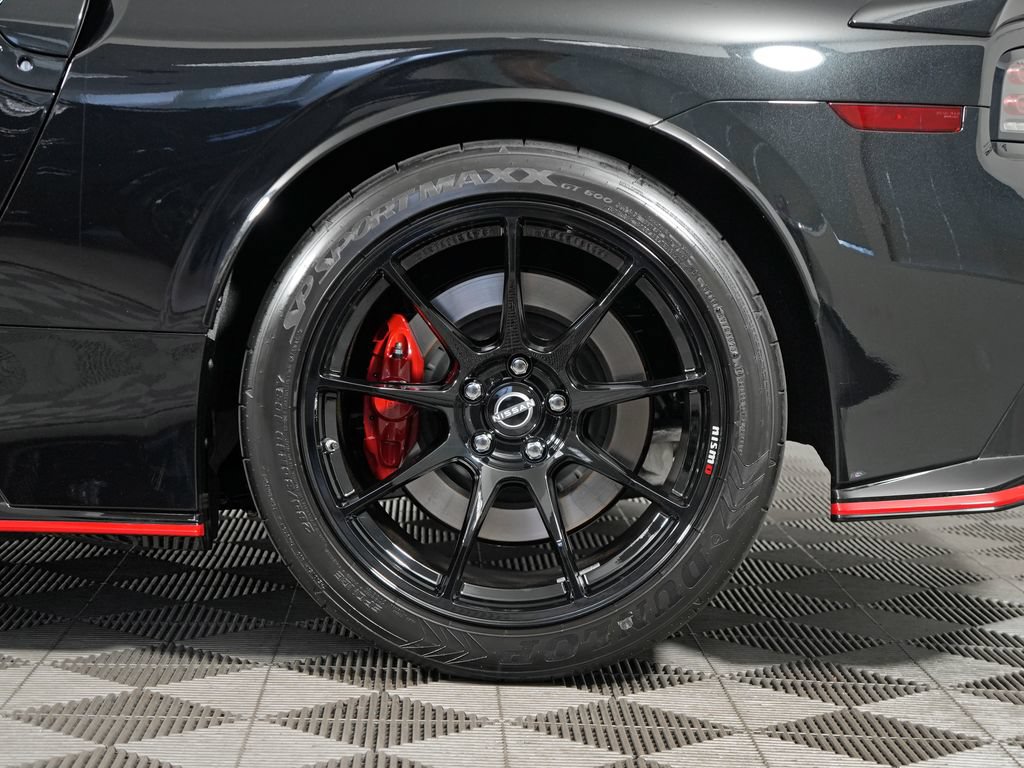 Used 2024 Nissan Z NISMO w/ Floor Mat Package RWD image 17