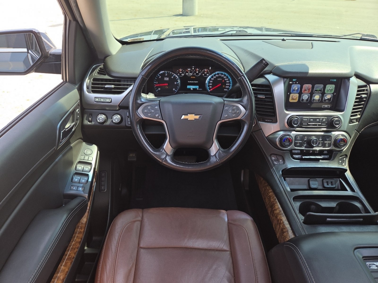 Used 2019 Chevrolet Tahoe Premier w/ Premier Plus Edition AWD/4WD image 28