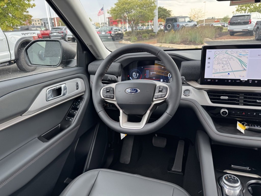 New 2025 Ford Explorer Active w/ Active Comfort Package image 21