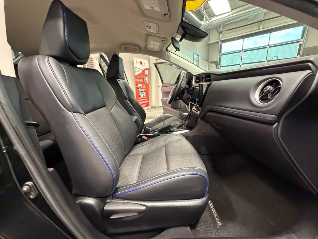 Used 2017 Toyota Corolla SE FWD image 38