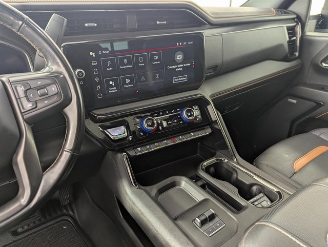 Used 2024 GMC Sierra 2500 AT4 w/ AT4 Premium Plus Package image 12