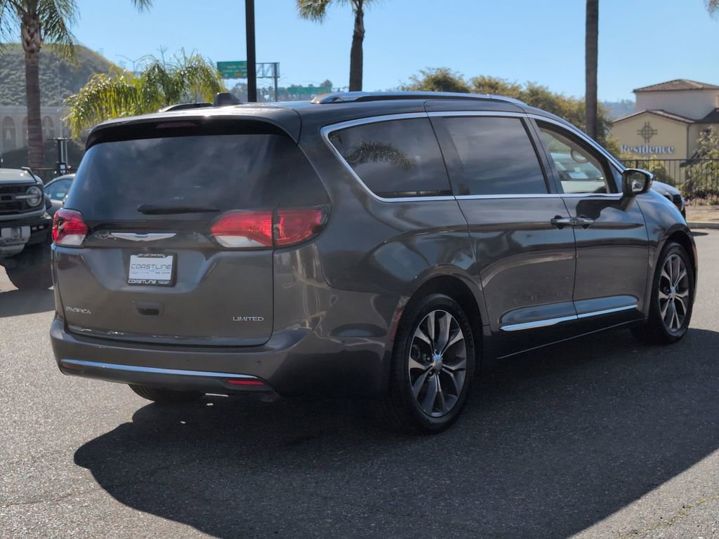 Certified 2018 Chrysler Pacifica Limited w/ Tire & Wheel Group image 5