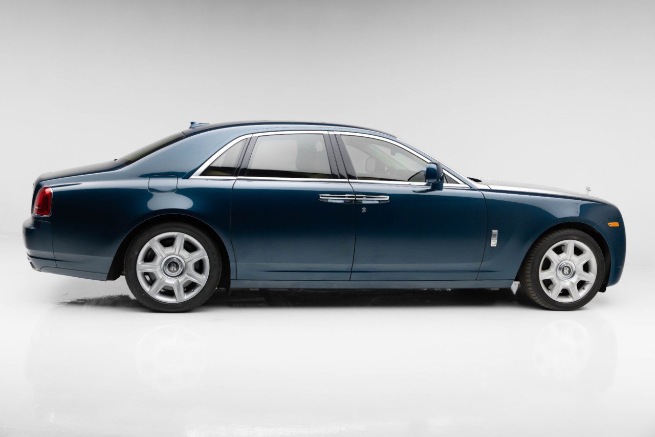 Used 2010 Rolls-Royce Ghost RWD image 15