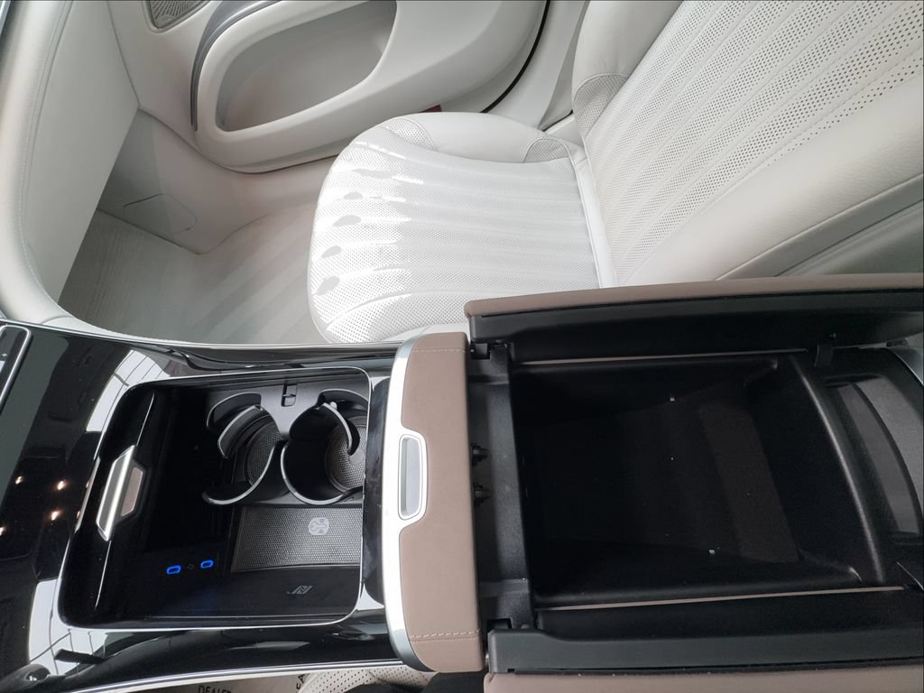 Used 2022 Mercedes-Benz EQS 450+ Sedan image 49