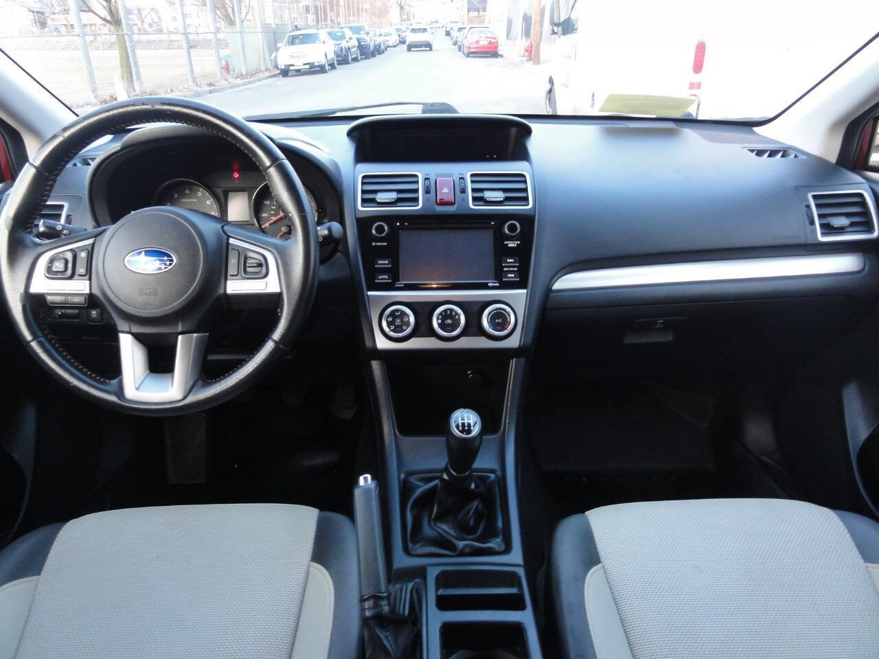 Used 2017 Subaru Crosstrek 2.0i Premium image 13