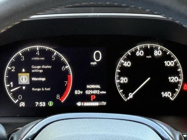 Used 2025 Honda Pilot Touring image 17