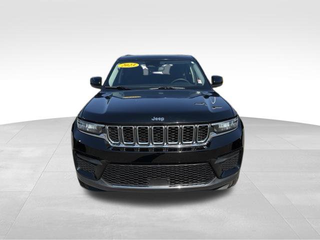 Used 2023 Jeep Grand Cherokee Laredo X AWD/4WD image 7