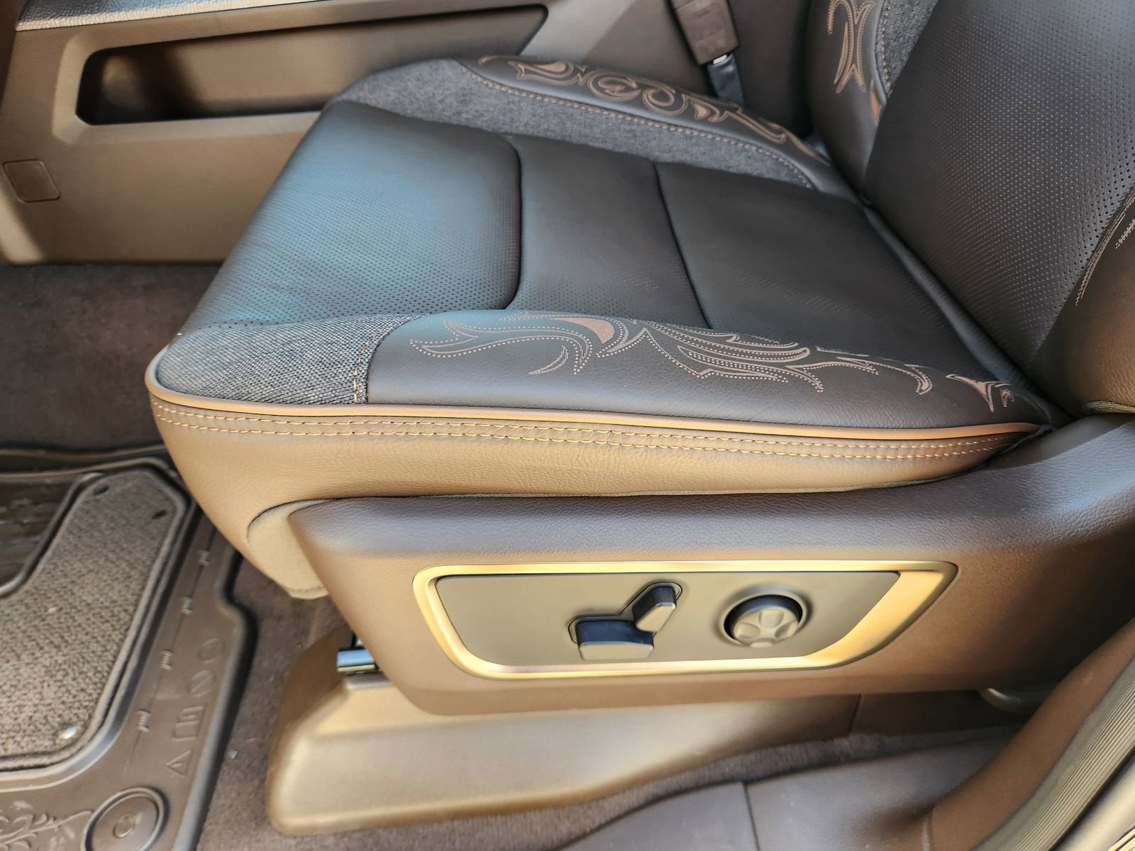 New 2026 RAM 1500 Limited image 20