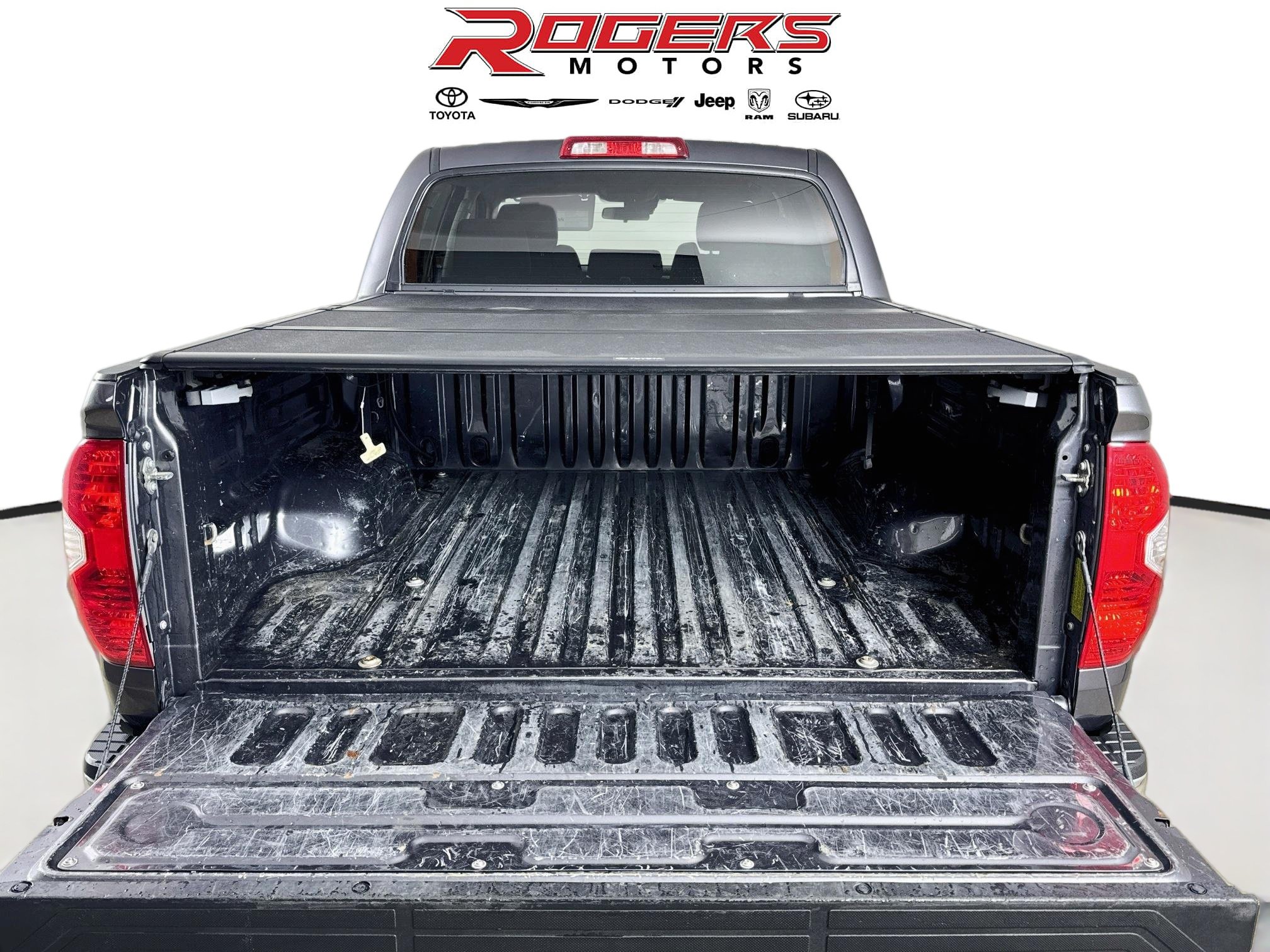 Used 2018 Toyota Tundra SR5 AWD/4WD image 23