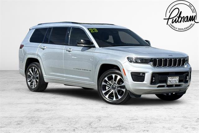 Used 2024 Jeep Grand Cherokee L Overland w/ Trailer Tow Package AWD/4WD image 1
