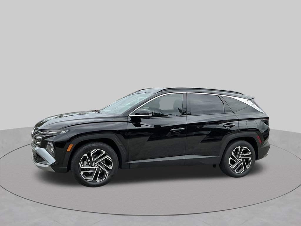 Used 2025 Hyundai Tucson Limited FWD image 3