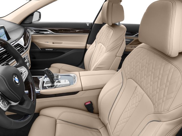 Used 2016 BMW 740i RWD image 8