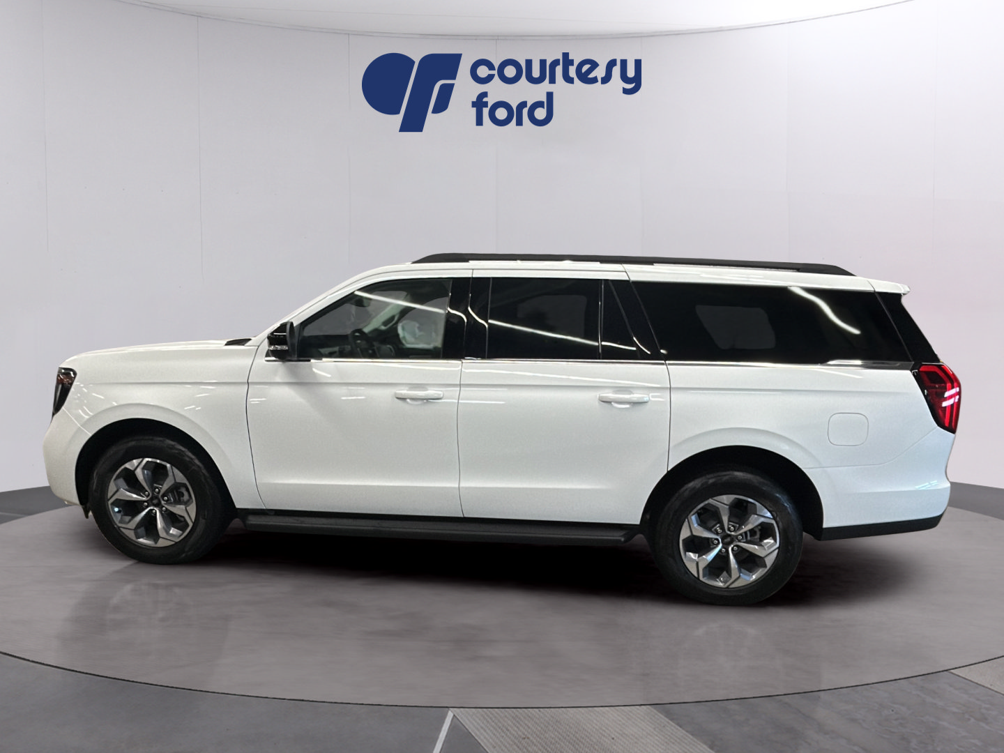 New 2027 Ford Expedition Max Active AWD/4WD image 2