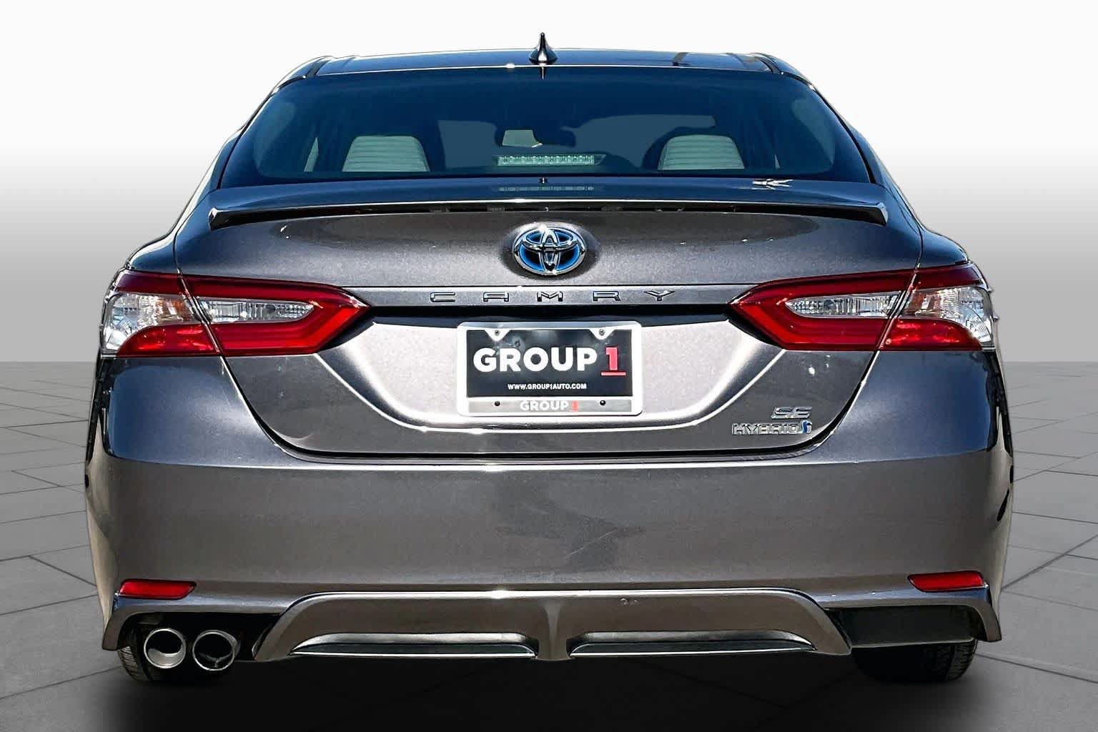 Used 2019 Toyota Camry SE FWD image 5