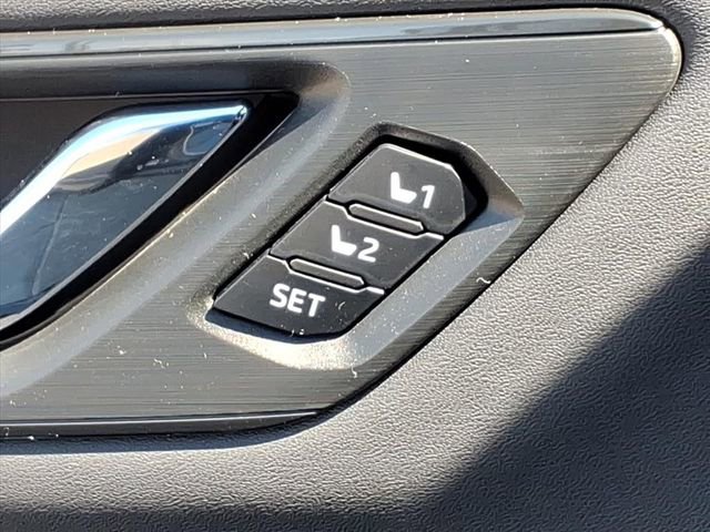New 2026 Subaru Outback Touring AWD/4WD image 15