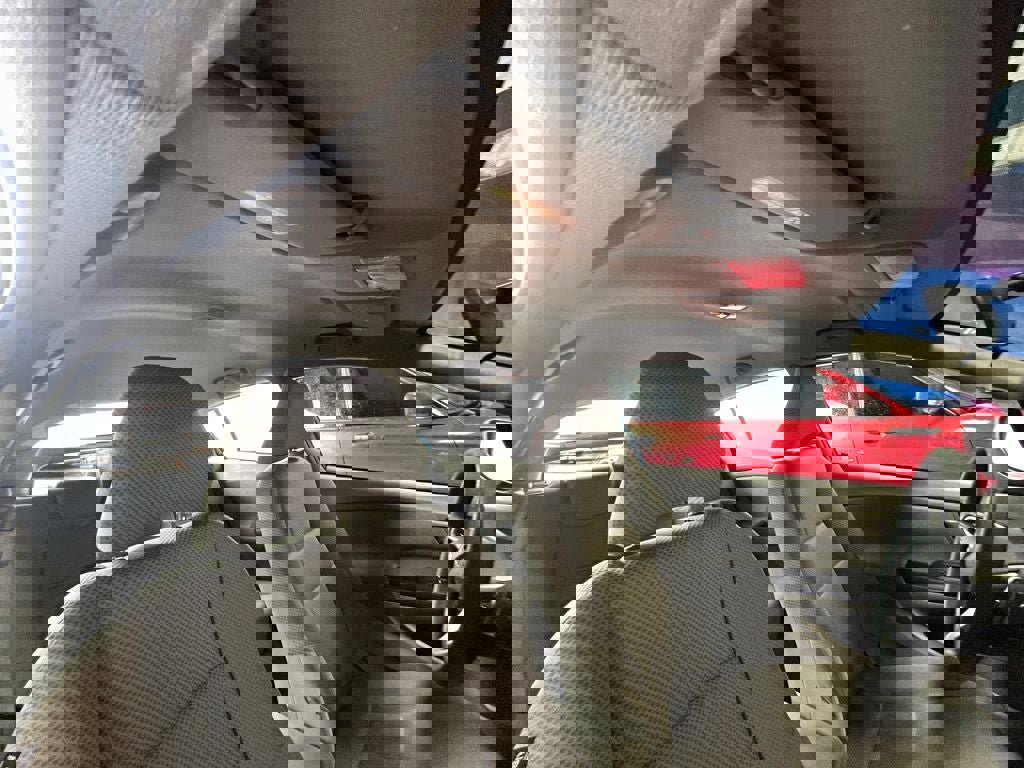 Used 2010 Honda Insight EX image 26