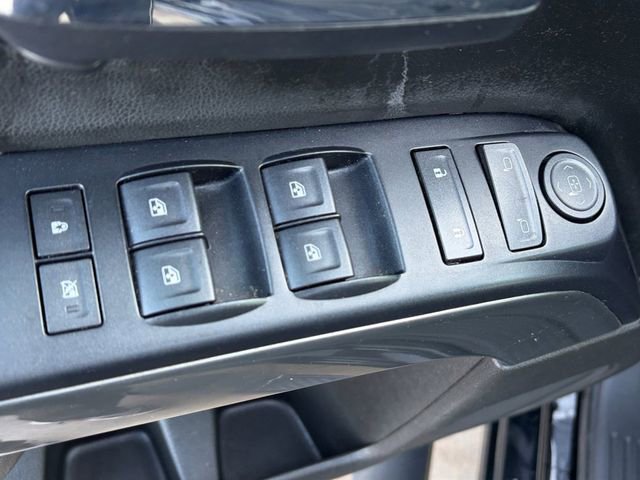 Used 2017 Chevrolet Silverado 1500 LT w/ LT Eassist Package image 4