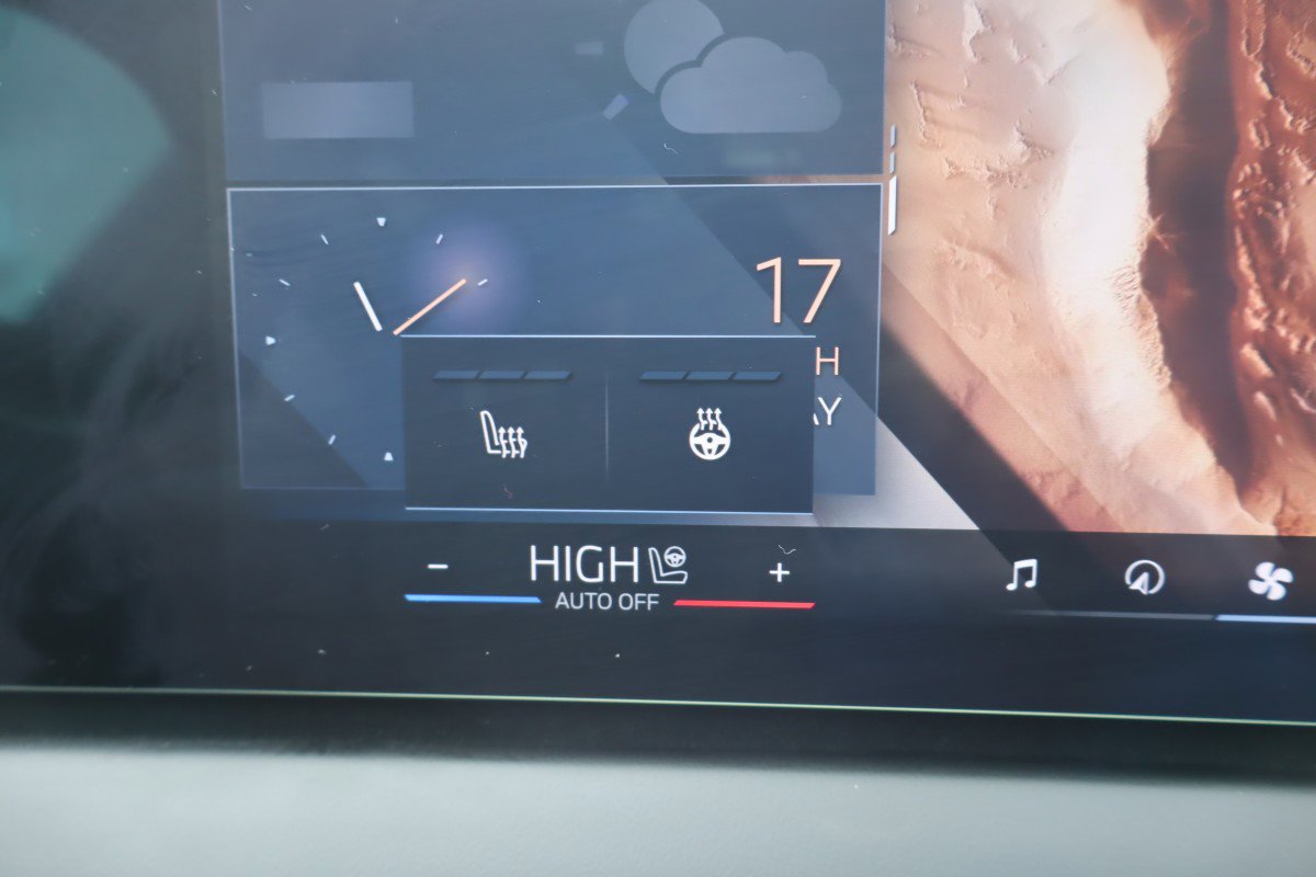 Used 2025 BMW X3 xDrive30i image 14