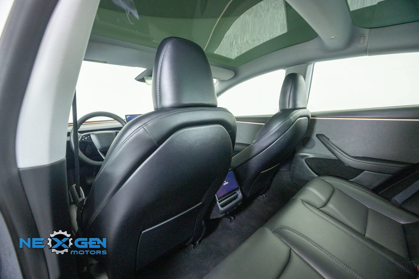 Used 2025 Tesla Model 3 Long Range RWD image 25