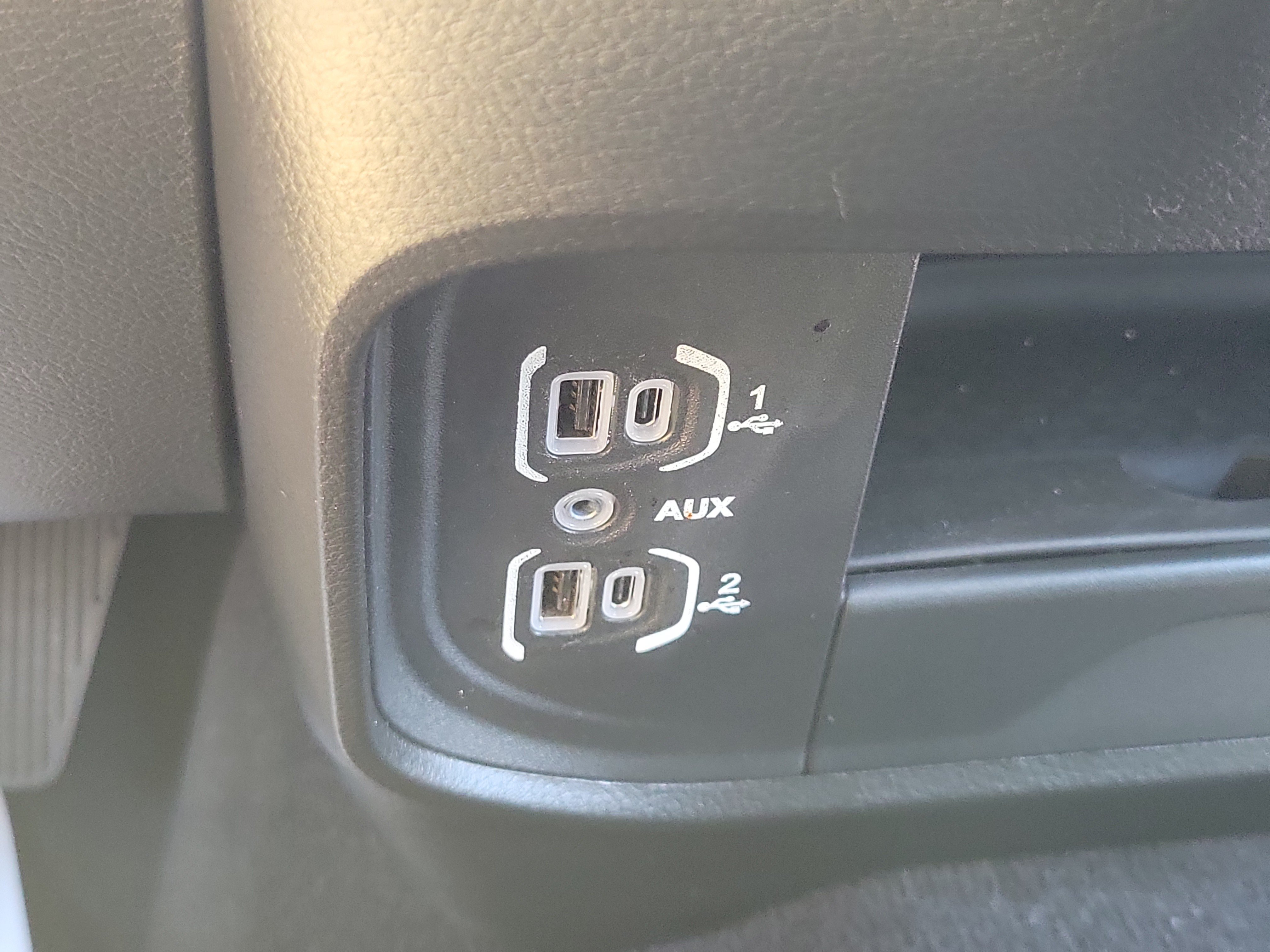 Used 2025 RAM 2500 Big Horn AWD/4WD image 22