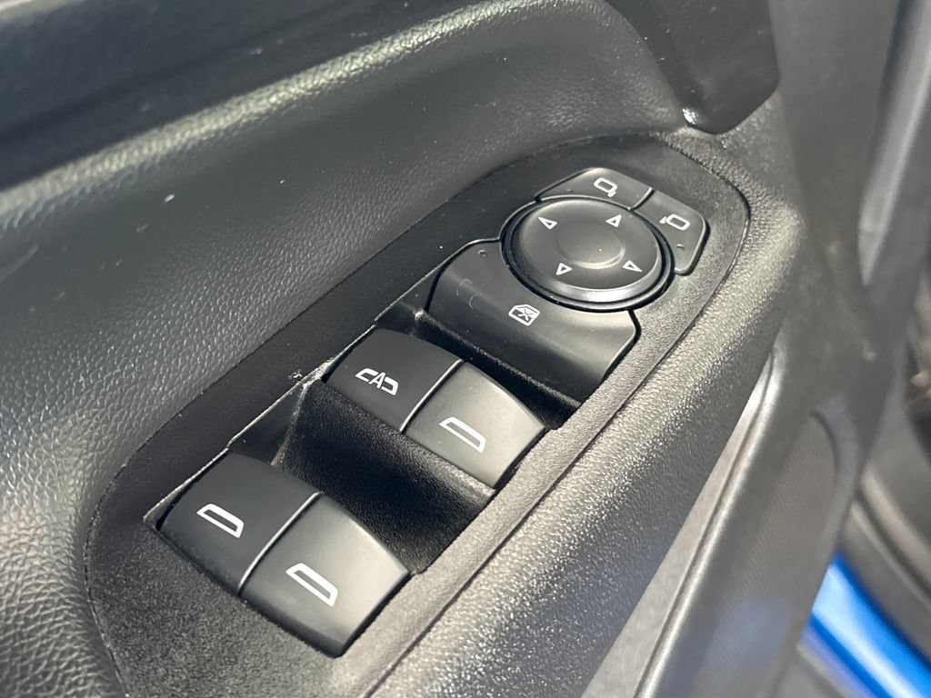 Used 2019 Chevrolet Equinox LT FWD image 14