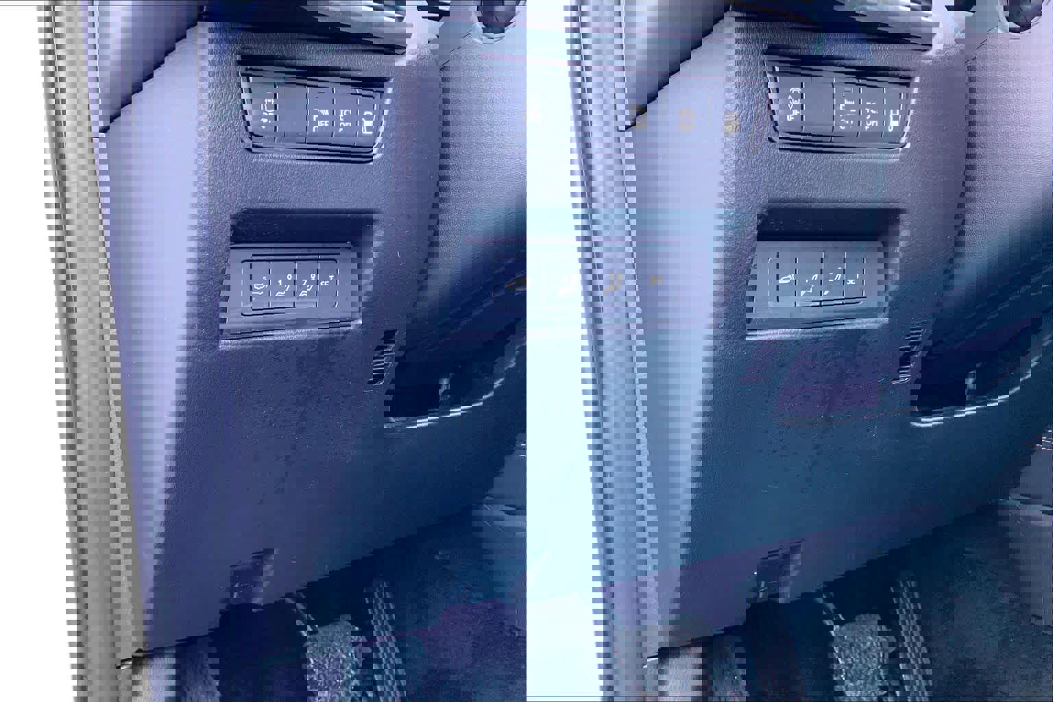 Used 2024 MAZDA CX-90 Plug-In Hybrid w/ Premium Plus image 37