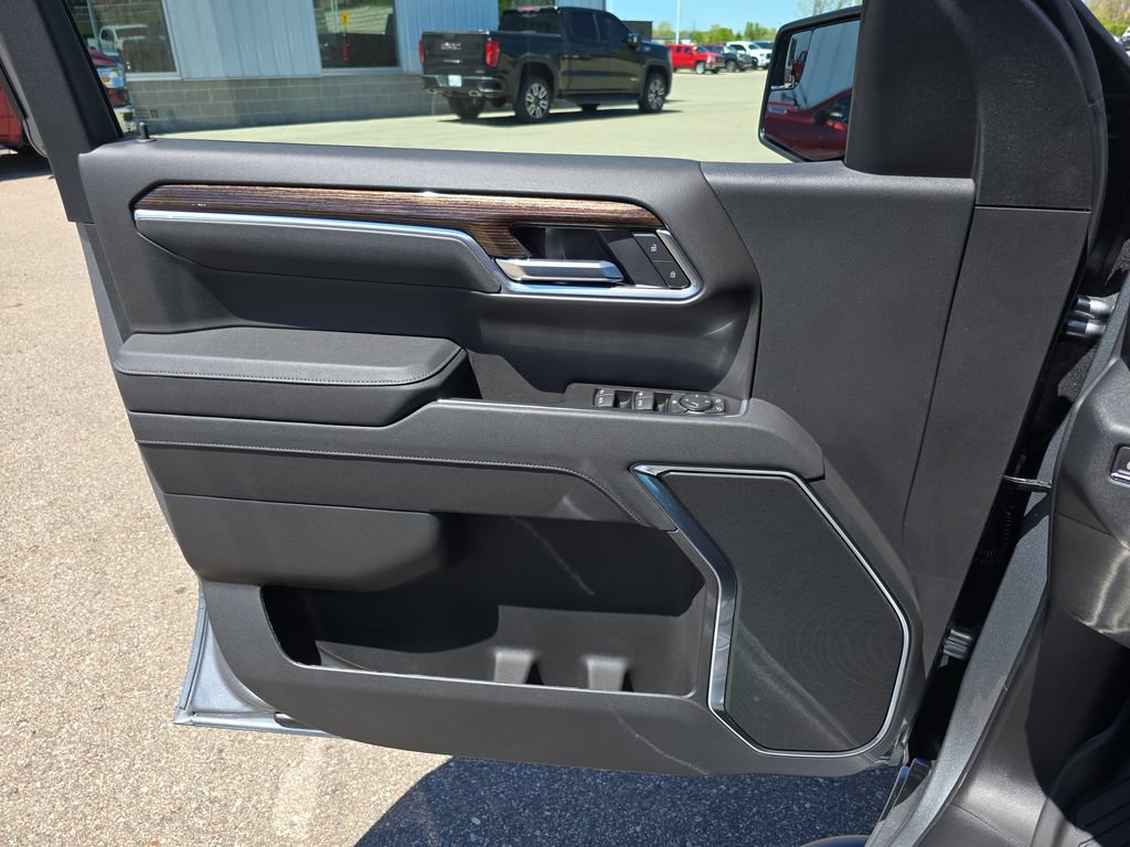 New 2026 GMC Sierra 1500 Elevation w/ Elevation Select Package AWD/4WD image 27