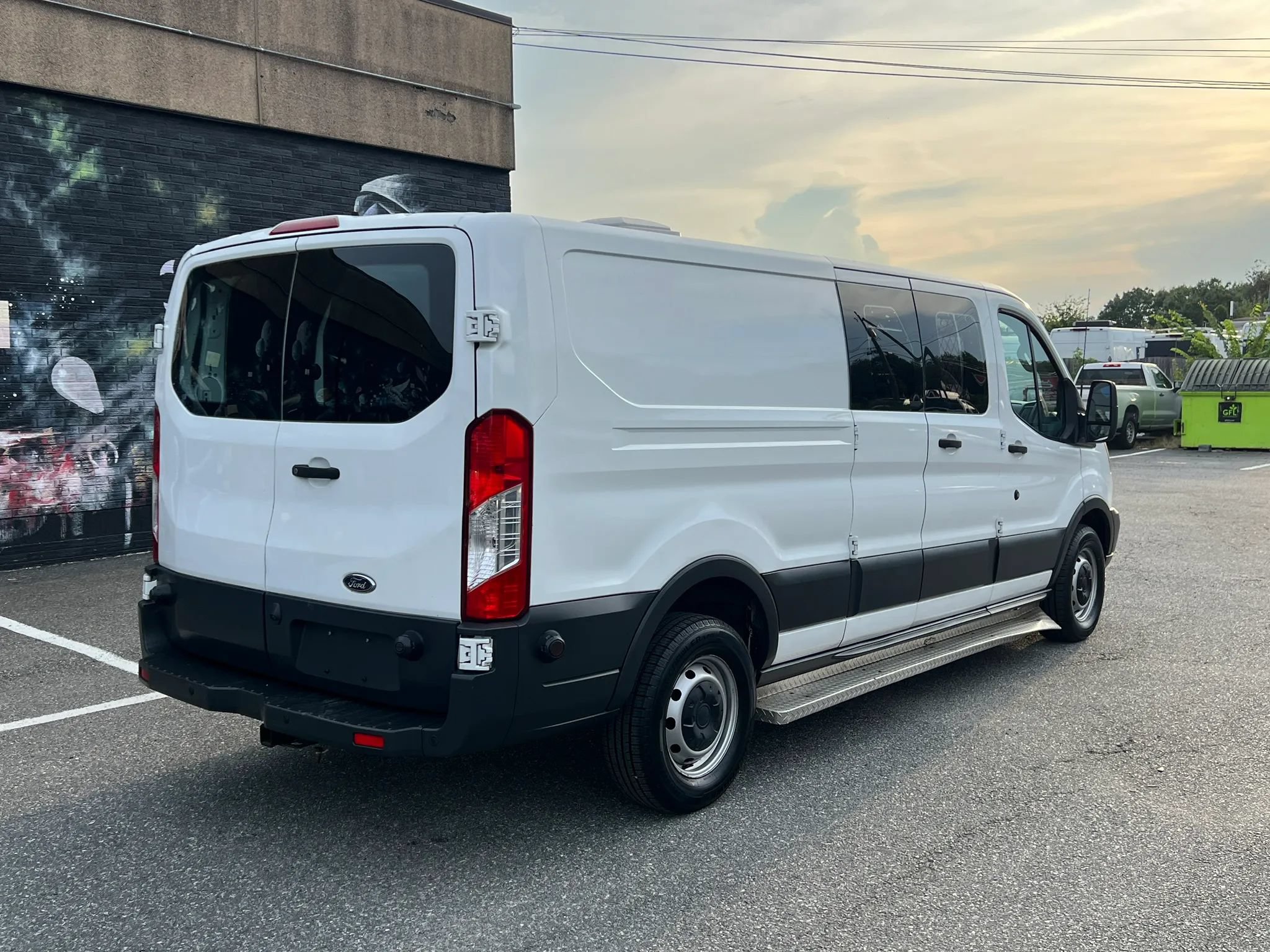 Used 2018 Ford Transit 250 148 Low Roof RWD image 7