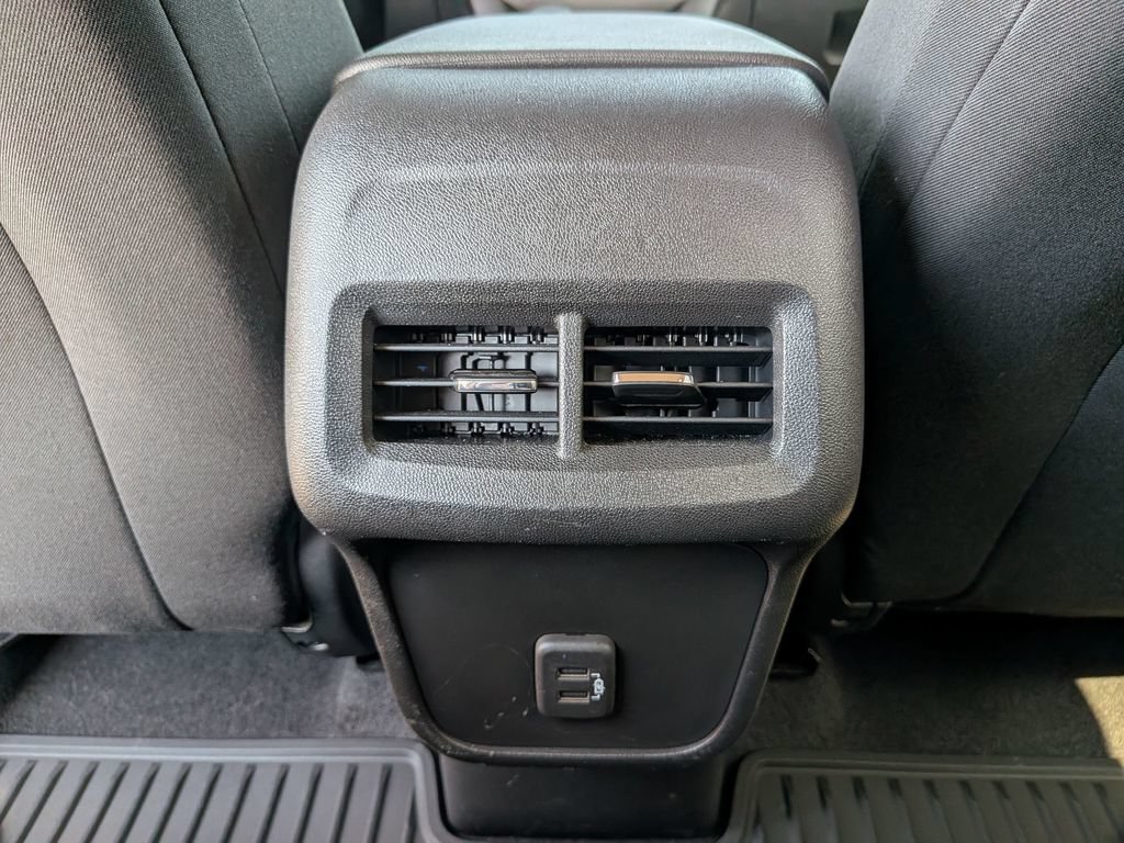 Used 2022 Chevrolet Equinox LT FWD image 33